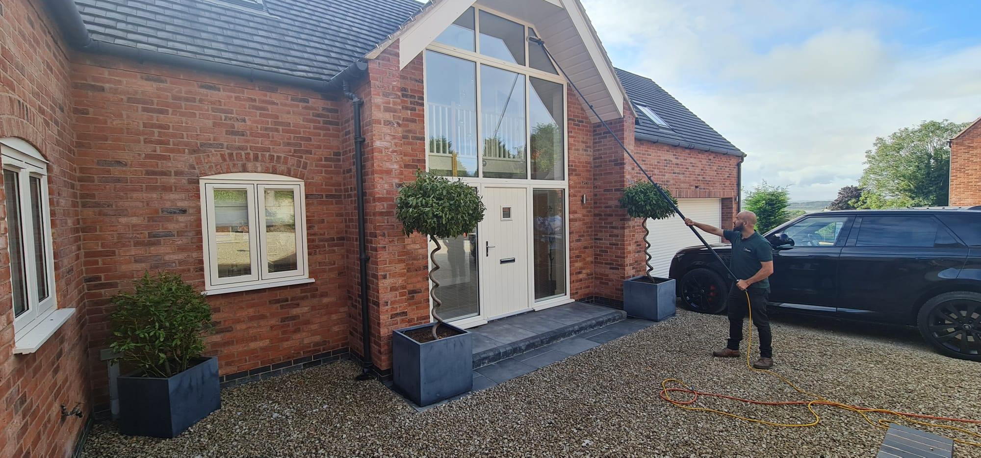 Window cleaning equipment